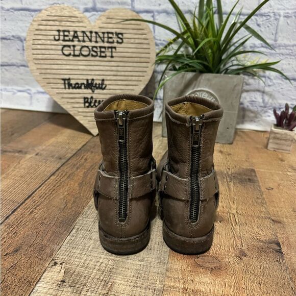 Frye Boots Women's 6.5 B Phillip Harness Short Leather Brown Classic Western - Picture 4 of 12